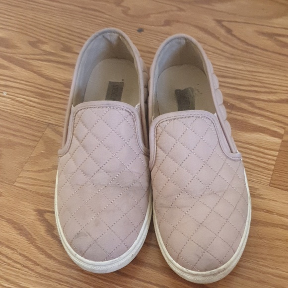 Steve Madden Pink Eccentric Slip On 